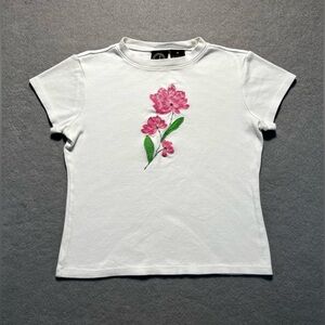 Lighthouse Apparel Women’s Medium White T-Shirt Blouse Embroidered Pink Flower